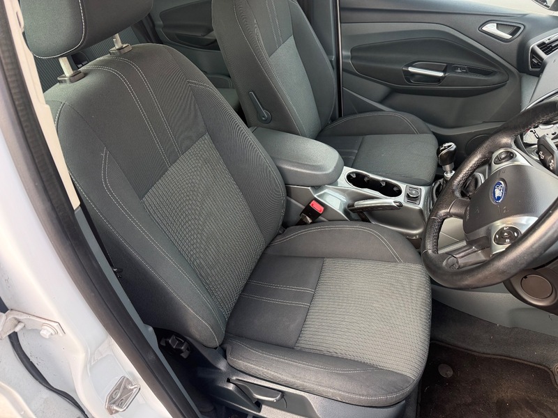 Used Ford C-Max 2014 for sale - 76950875: Photo 6