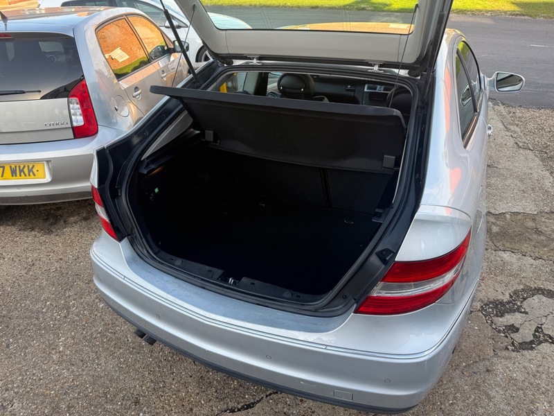 Used Mercedes-Benz CLC Class 2008 for sale - 76510416: Photo 10