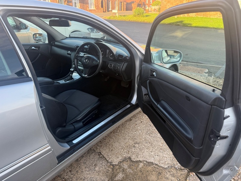 Used Mercedes-Benz CLC Class 2008 for sale - 76510416: Photo 6