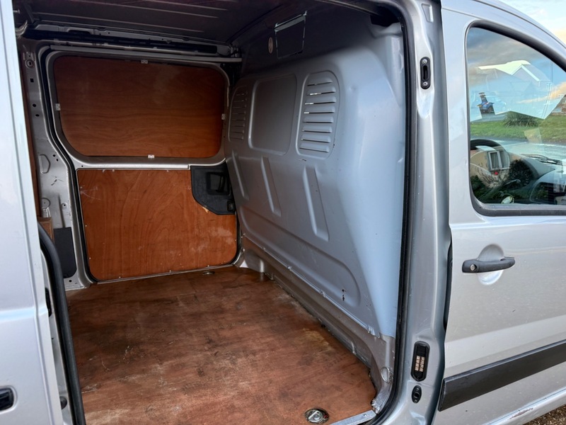 Used Peugeot Expert 2015 for sale - 77572437: Photo 10