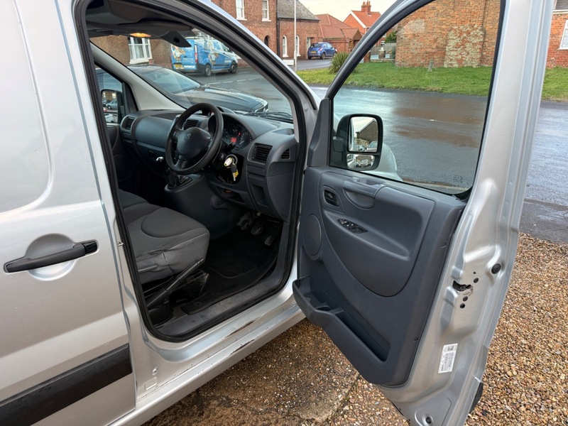 Used Peugeot Expert 2015 for sale - 77572437: Photo 5