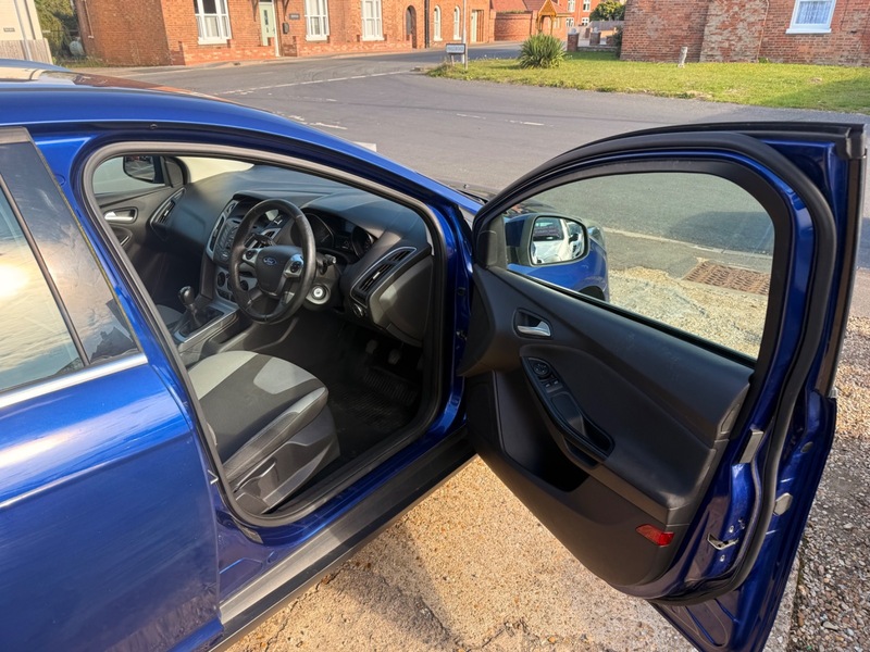 Used Ford Focus 2014 for sale - 76081457: Photo 6