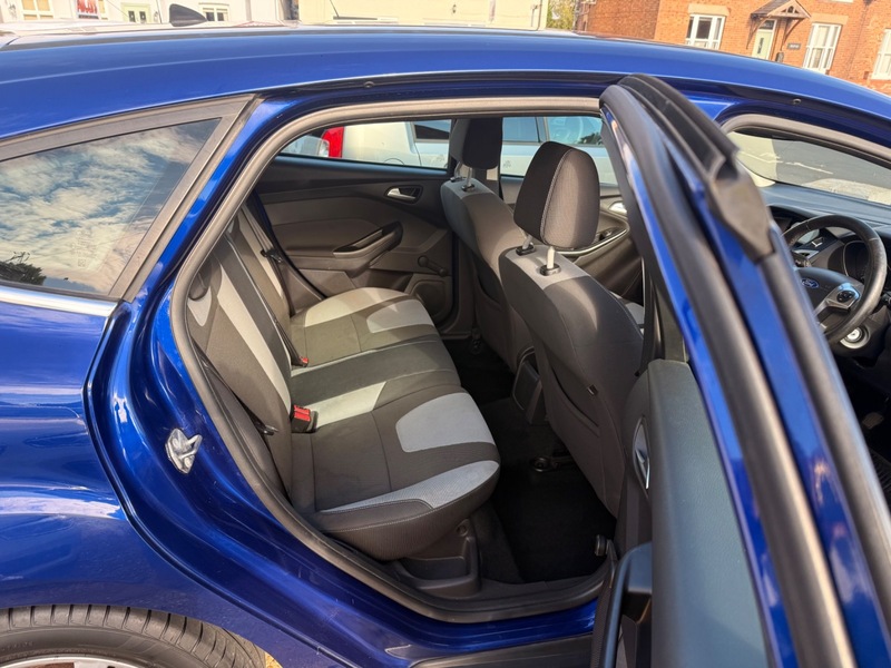 Used Ford Focus 2014 for sale - 76081457: Photo 9
