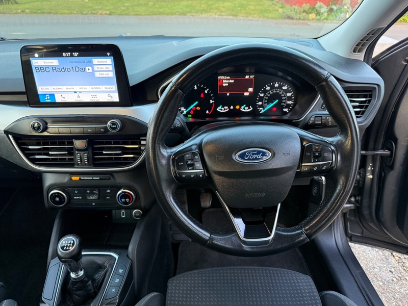 Used Ford Focus 2018 for sale - 77990317: Photo 8