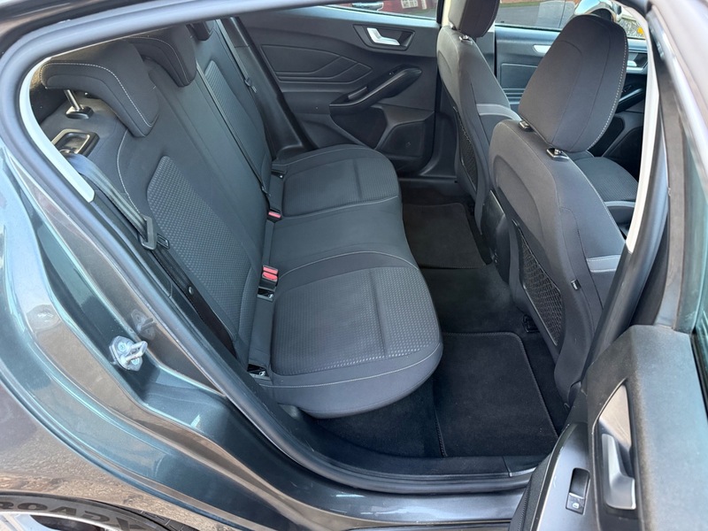 Used Ford Focus 2018 for sale - 77990317: Photo 9