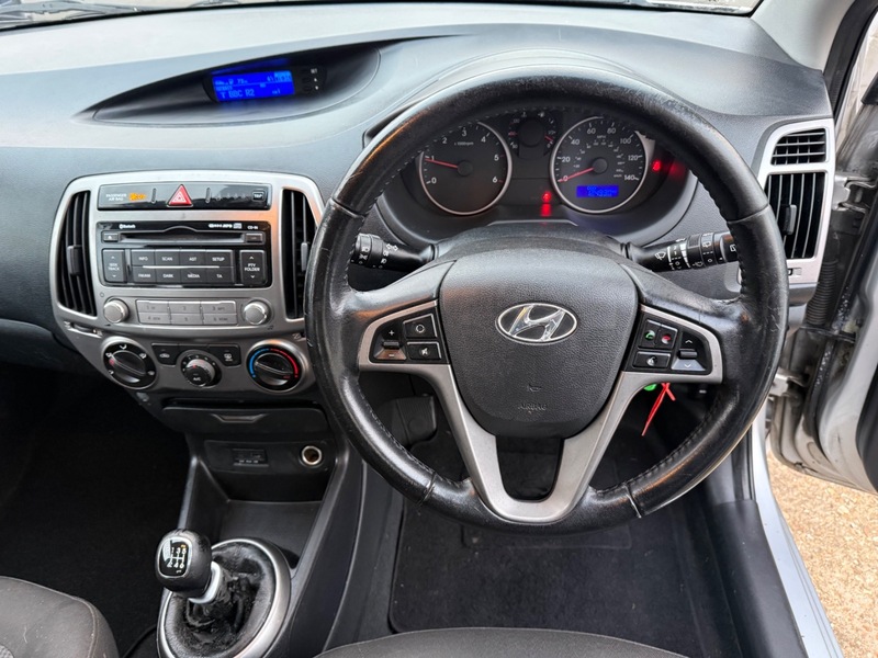 Used Hyundai i20 2012 for sale - 77250972: Photo 7