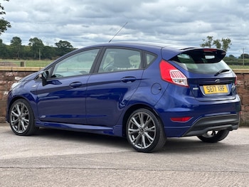 Used Ford Fiesta 2017 for sale - 79552948: Photo