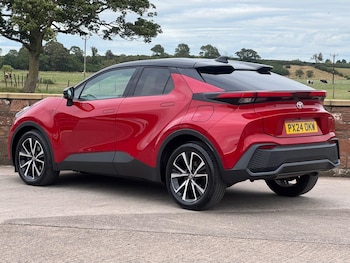 Used Toyota C-HR 2024 for sale - 79471502: Photo