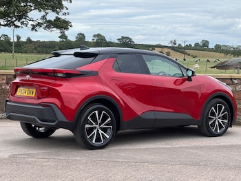 Used Toyota C-HR 2024 for sale - 79471502: Photo