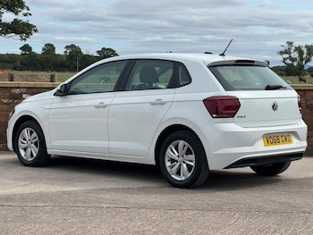 Used Volkswagen Polo 2018 for sale - 79553240: Photo
