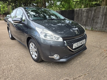 Used Peugeot 208 2013 for sale - 78579824: Photo