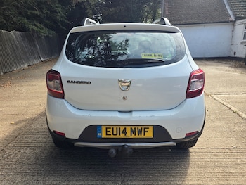 Used Dacia Sandero Stepway 2014 for sale - 79571867: Photo