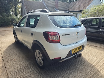 Used Dacia Sandero Stepway 2014 for sale - 79571867: Photo
