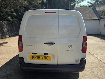 Used Peugeot Partner 2019 for sale - 79228650: Photo