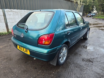 Used Ford Fiesta 2000 for sale - 78412560: Photo
