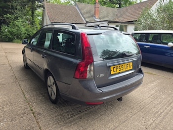 Used Volvo V50 2010 for sale - 78501574: Photo