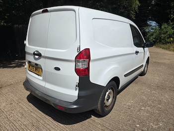 Used Ford Transit Courier 2019 for sale - 79198627: Photo