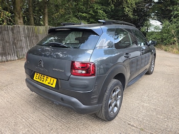 Used Citroen C4 Cactus 2015 for sale - 79315369: Photo