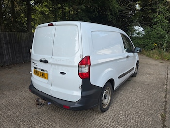 Used Ford Transit Courier 2019 for sale - 79168151: Photo