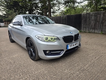 Used BMW 2 Series 2014 for sale - 78570940: Photo