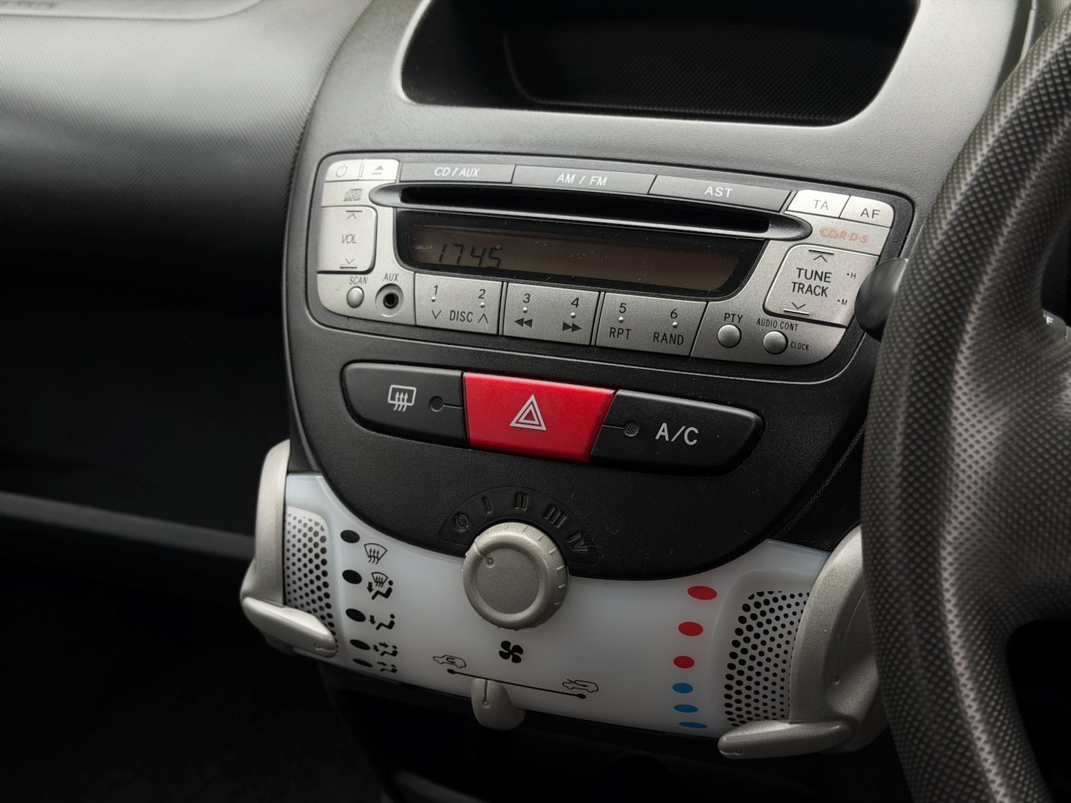 Used Citroen C1 2013 for sale - 78201958: Photo 15