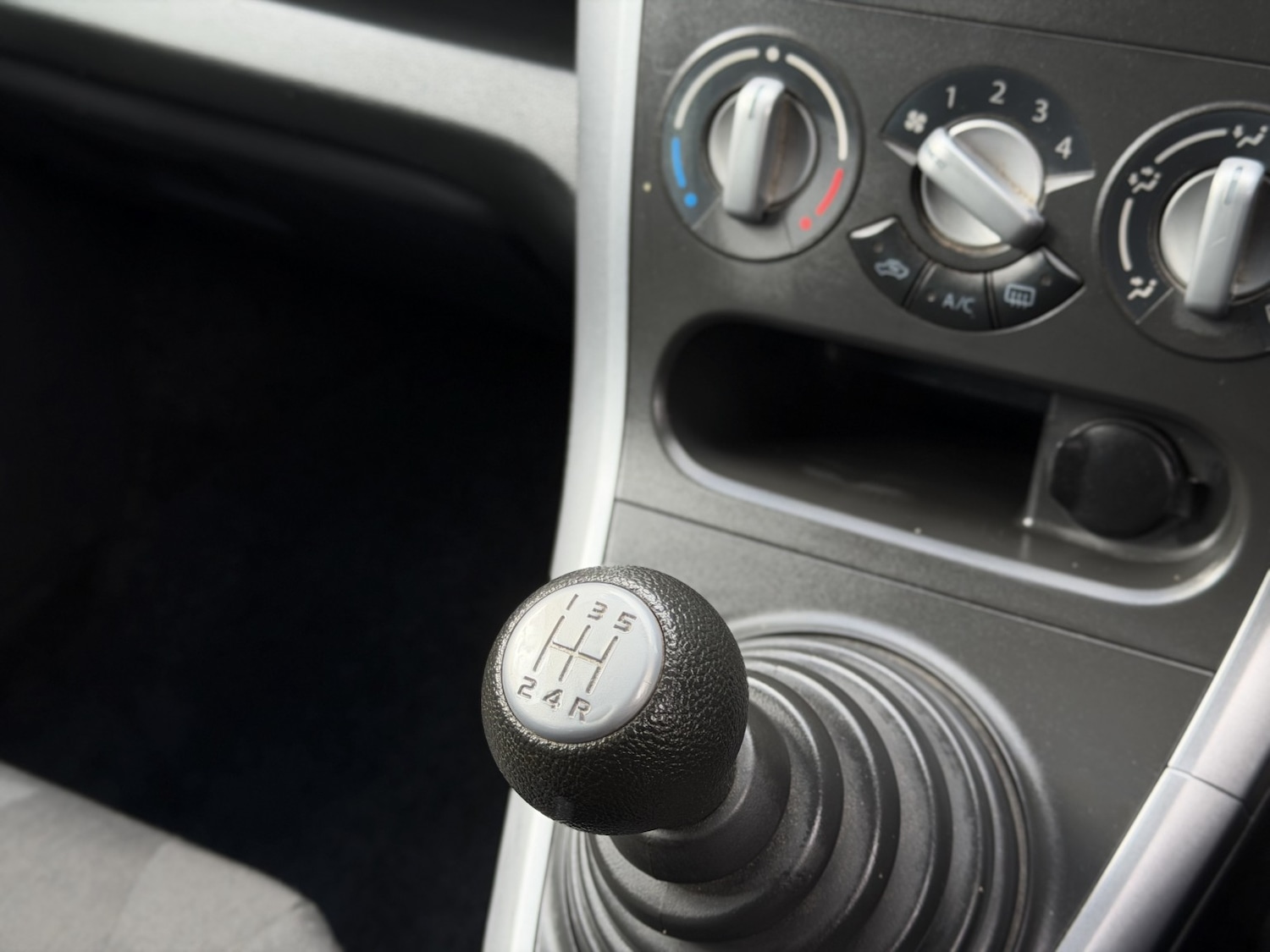 Used Vauxhall Agila 2010 for sale - 78018384: Photo 17