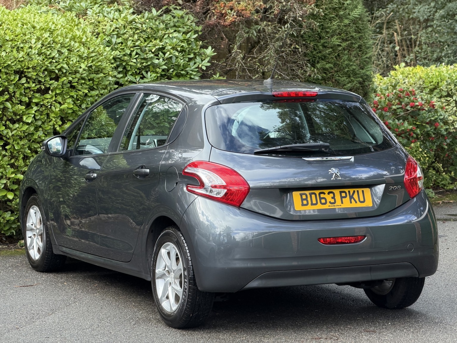 Used Peugeot 208 2014 for sale - 77595340: Photo 6
