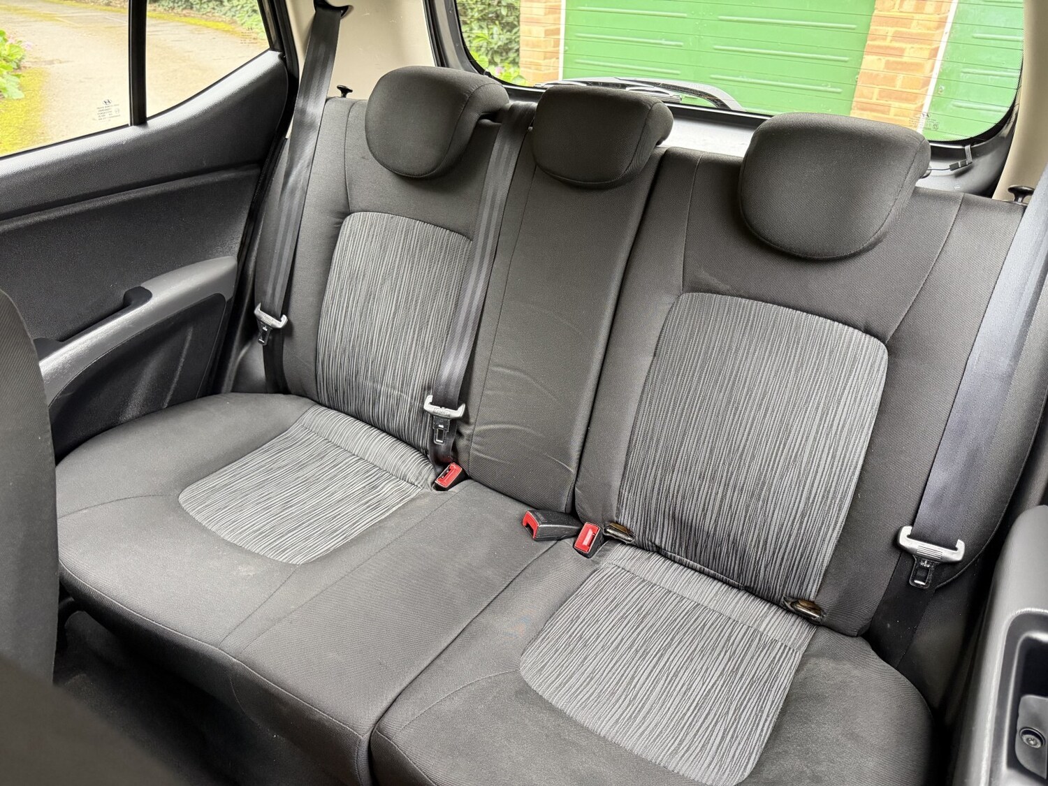 Used Hyundai i10 2012 for sale - 77864846: Photo 18