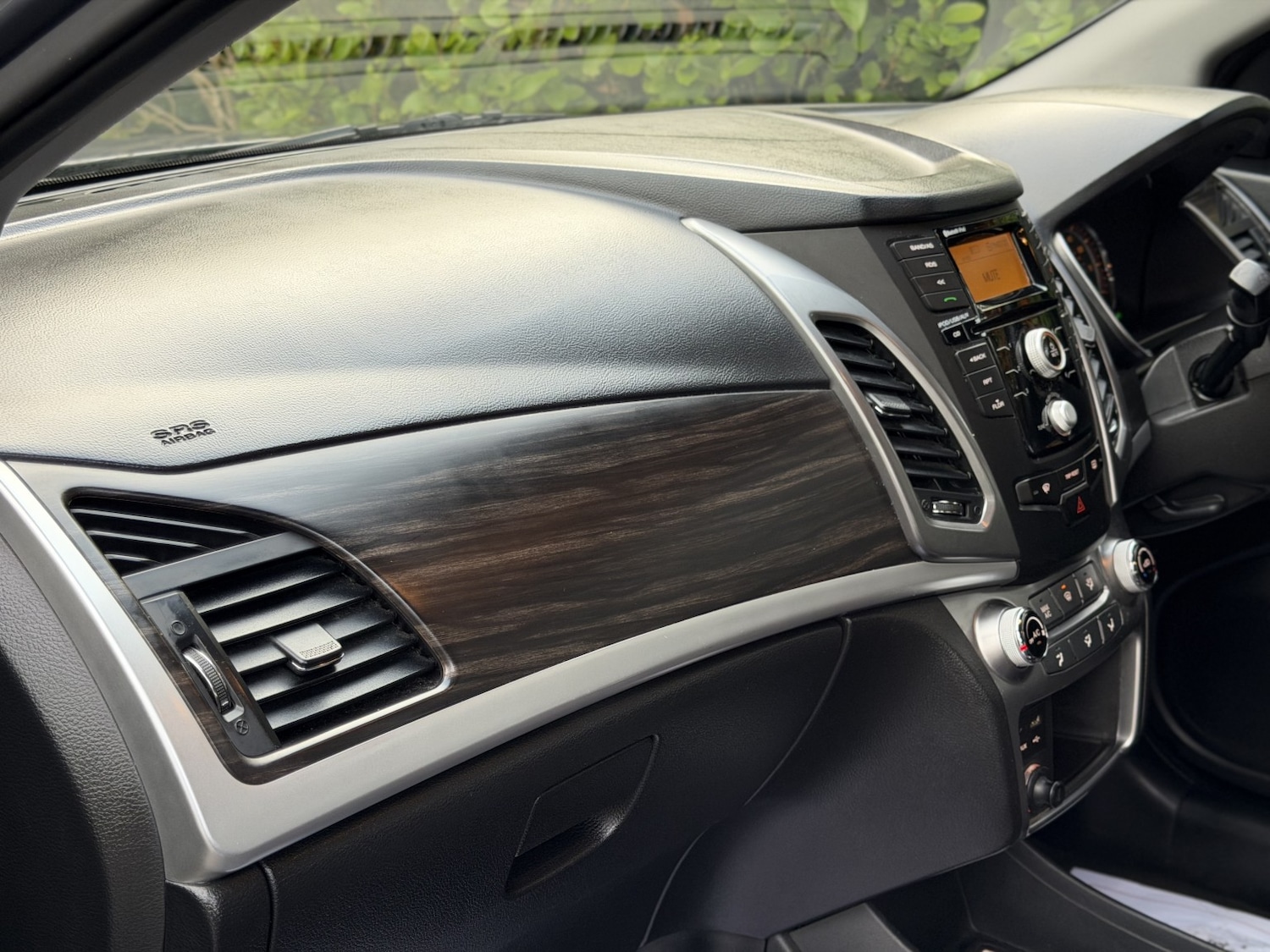 Used Ssangyong Korando 2015 for sale - 76963332: Photo 17