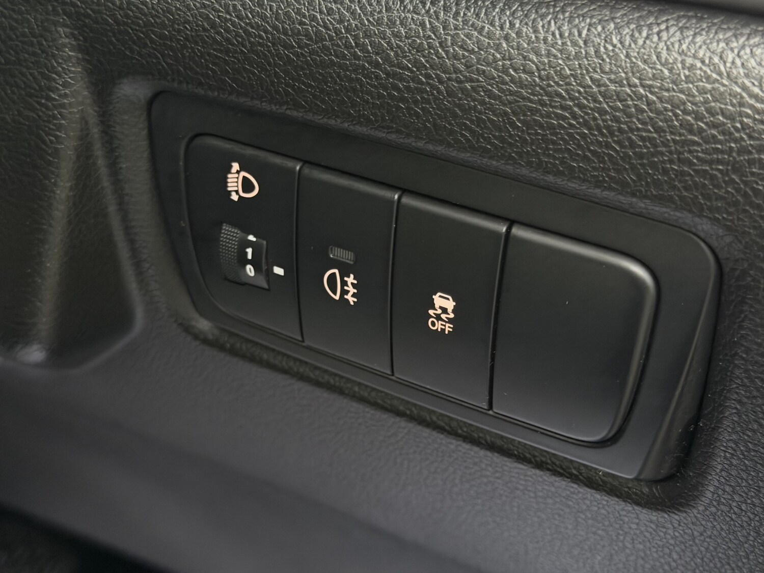 Used Ssangyong Korando 2015 for sale - 76963332: Photo 29