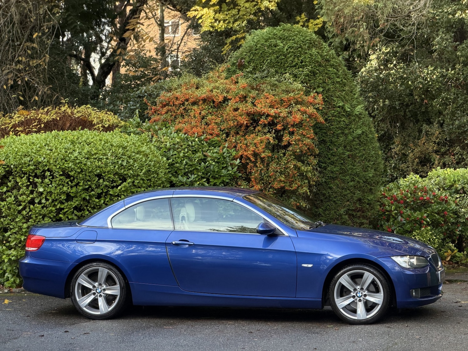 Used BMW 3 Series 2009 for sale - 77251317: Photo 2