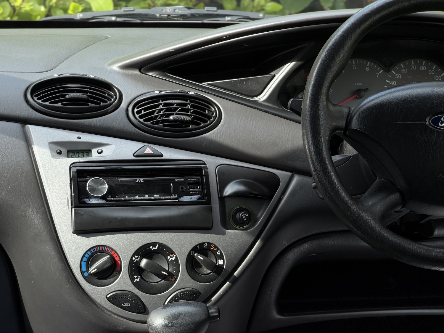 Used Ford Focus 2003 for sale - 78112186: Photo 19