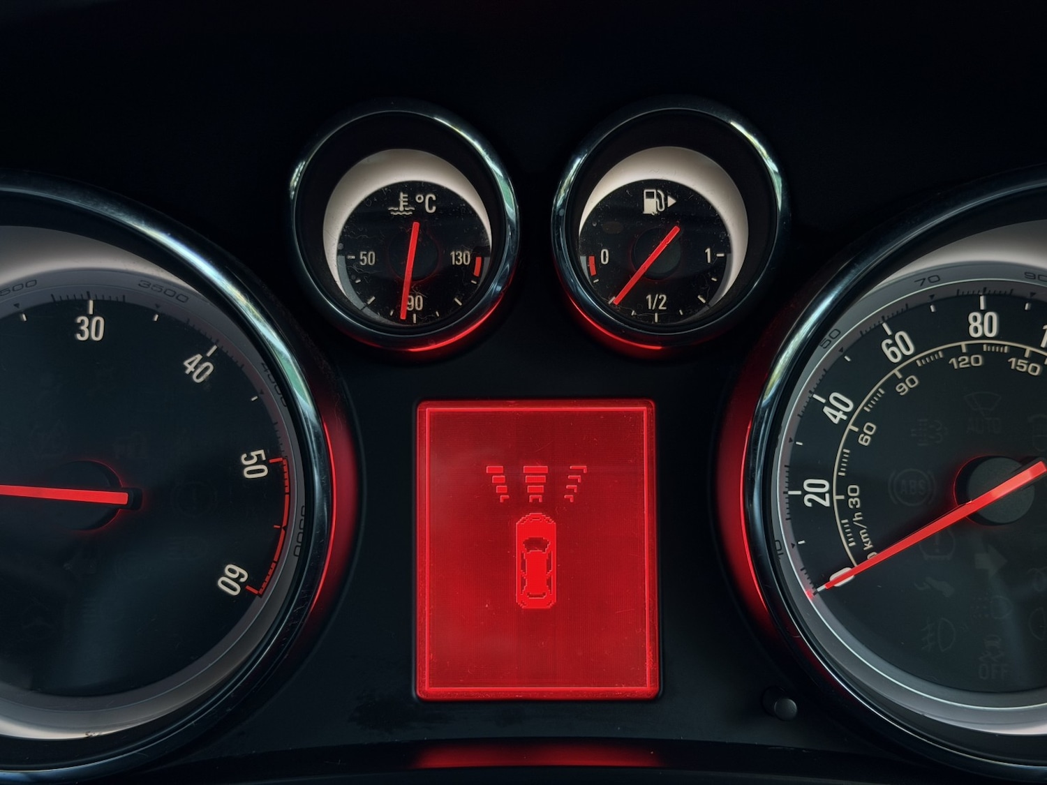 Used Vauxhall Zafira Tourer 2014 for sale - 76662734: Photo 18