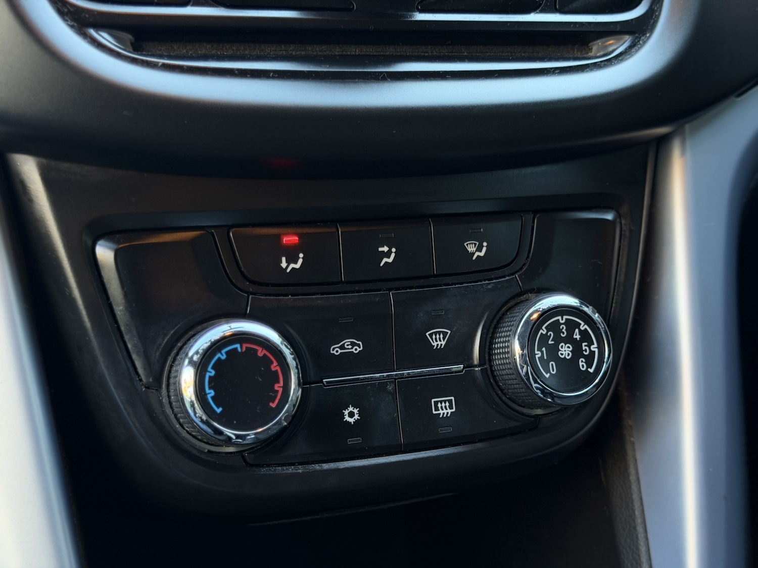 Used Vauxhall Zafira Tourer 2014 for sale - 76662734: Photo 21