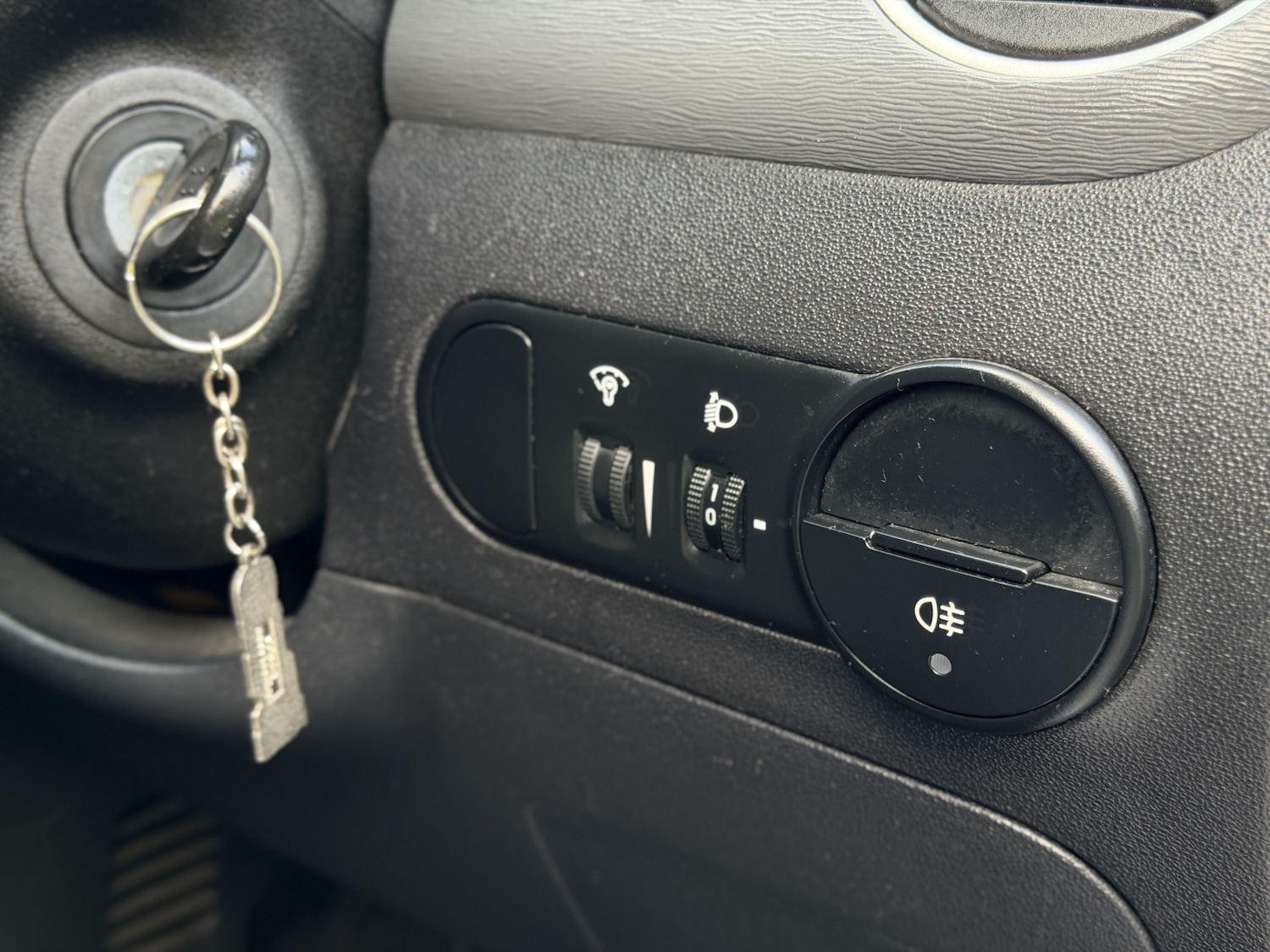 Used Hyundai i10 2012 for sale - 77350102: Photo 26