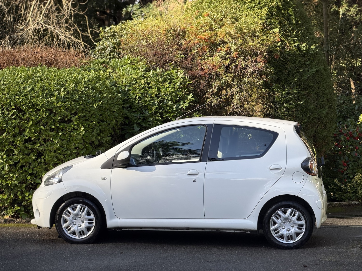 Used Toyota AYGO 2012 for sale - 77729584: Photo 14