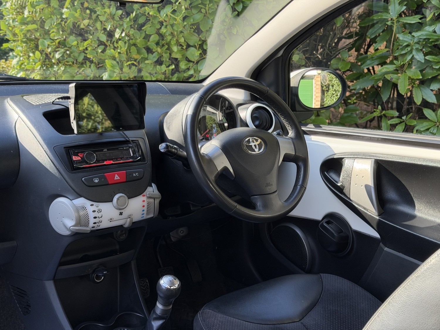 Used Toyota AYGO 2012 for sale - 77729584: Photo 20