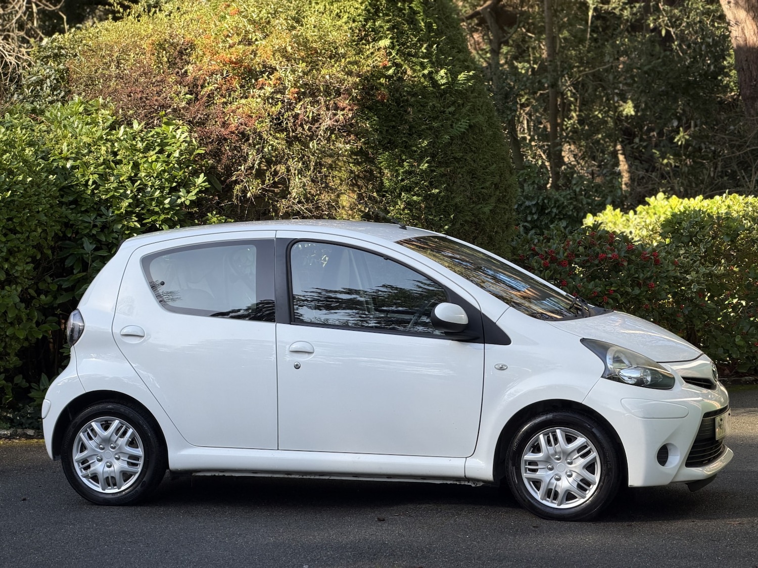 Used Toyota AYGO 2012 for sale - 77729584: Photo 3