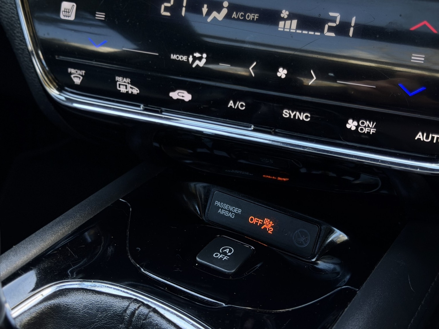 Used Honda HR-V 2015 for sale - 77891618: Photo 21