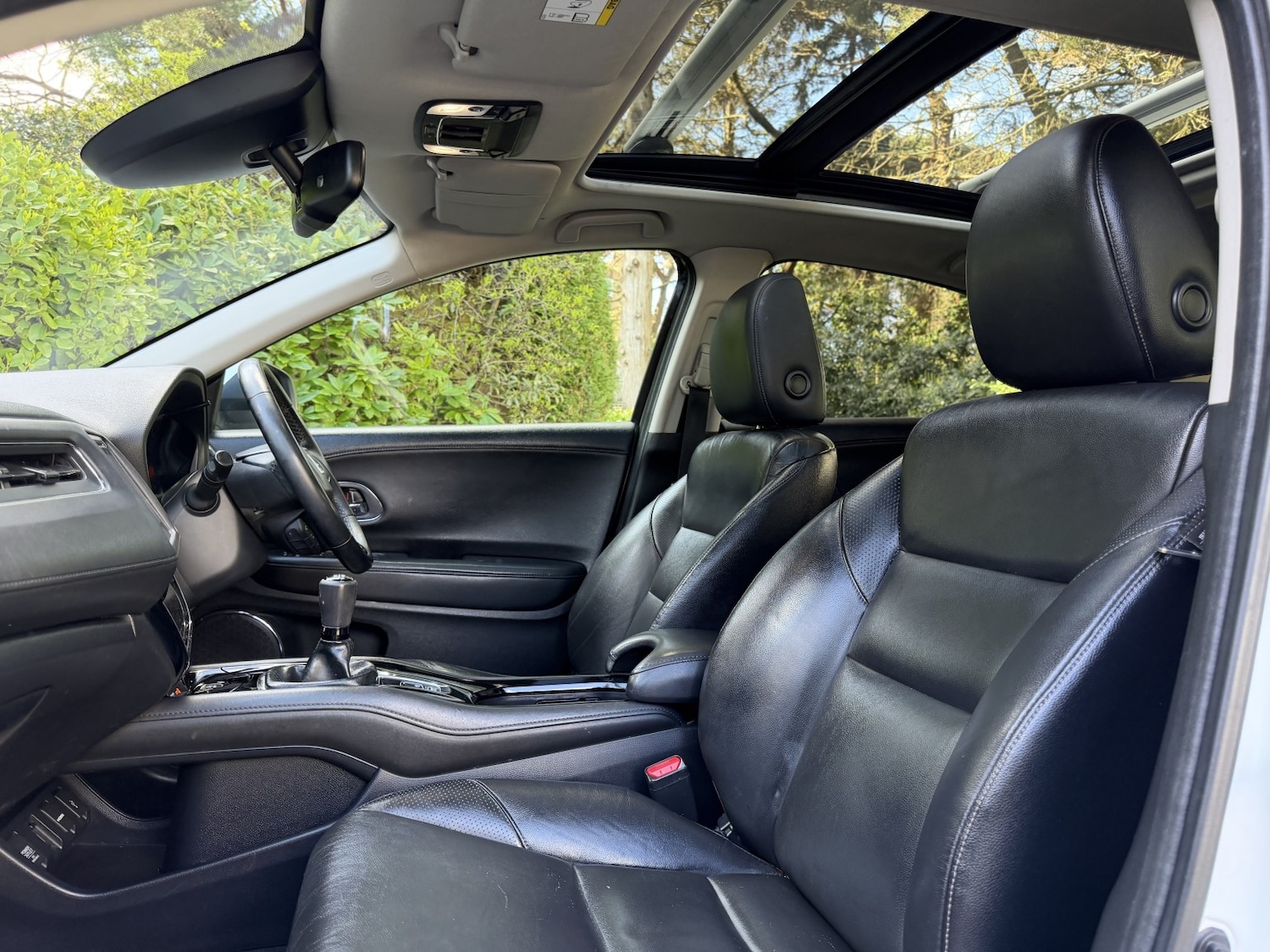 Used Honda HR-V 2015 for sale - 77891618: Photo 26