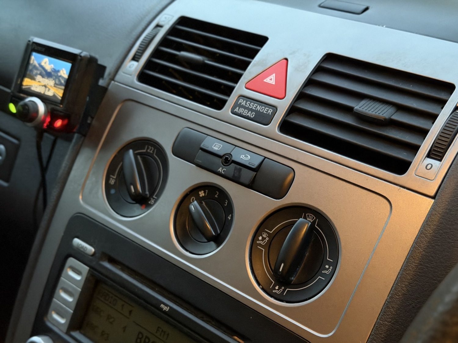 Used Volkswagen Touran 2007 for sale - 77915691: Photo 19