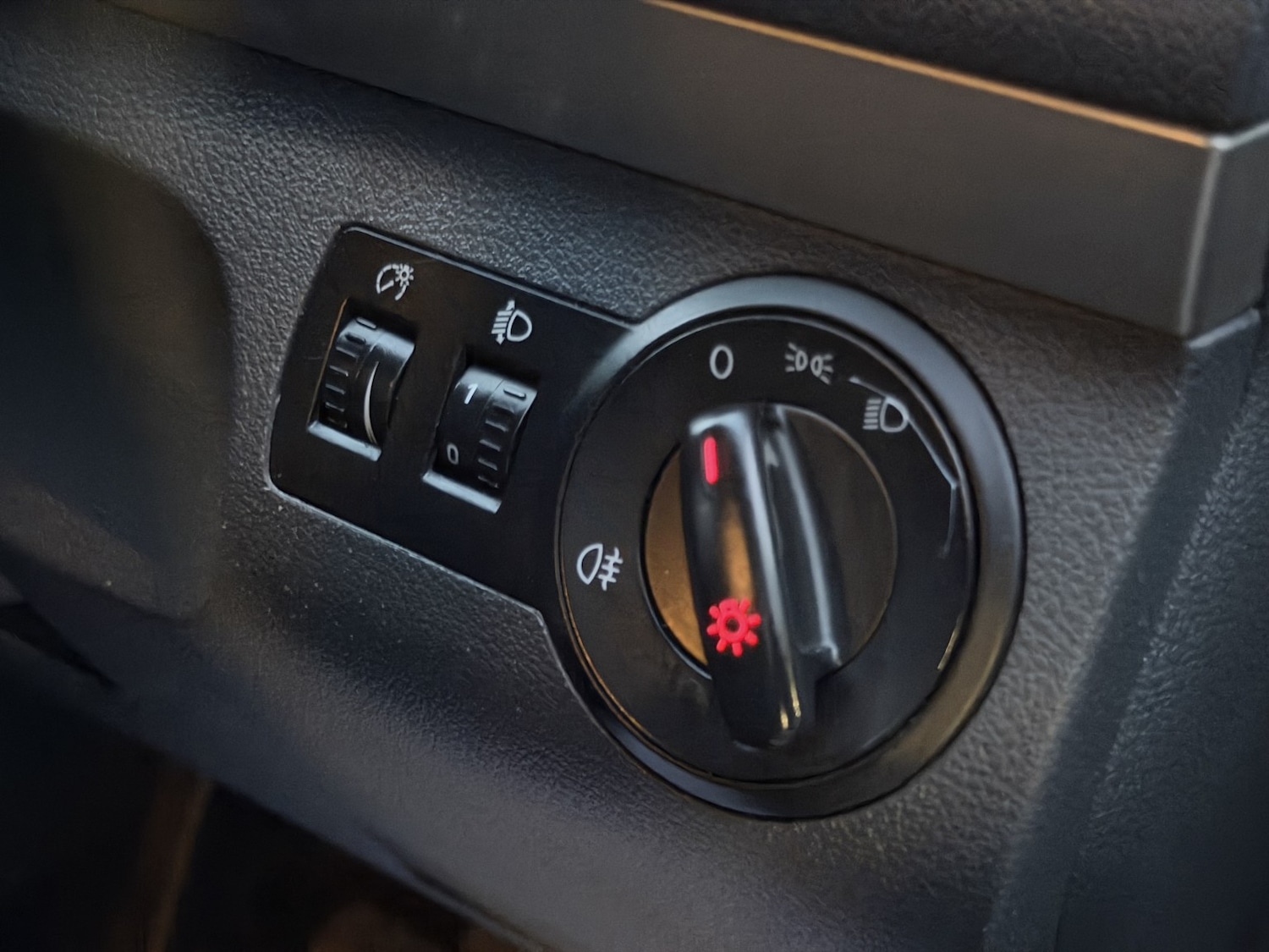 Used Volkswagen Touran 2007 for sale - 77915691: Photo 23