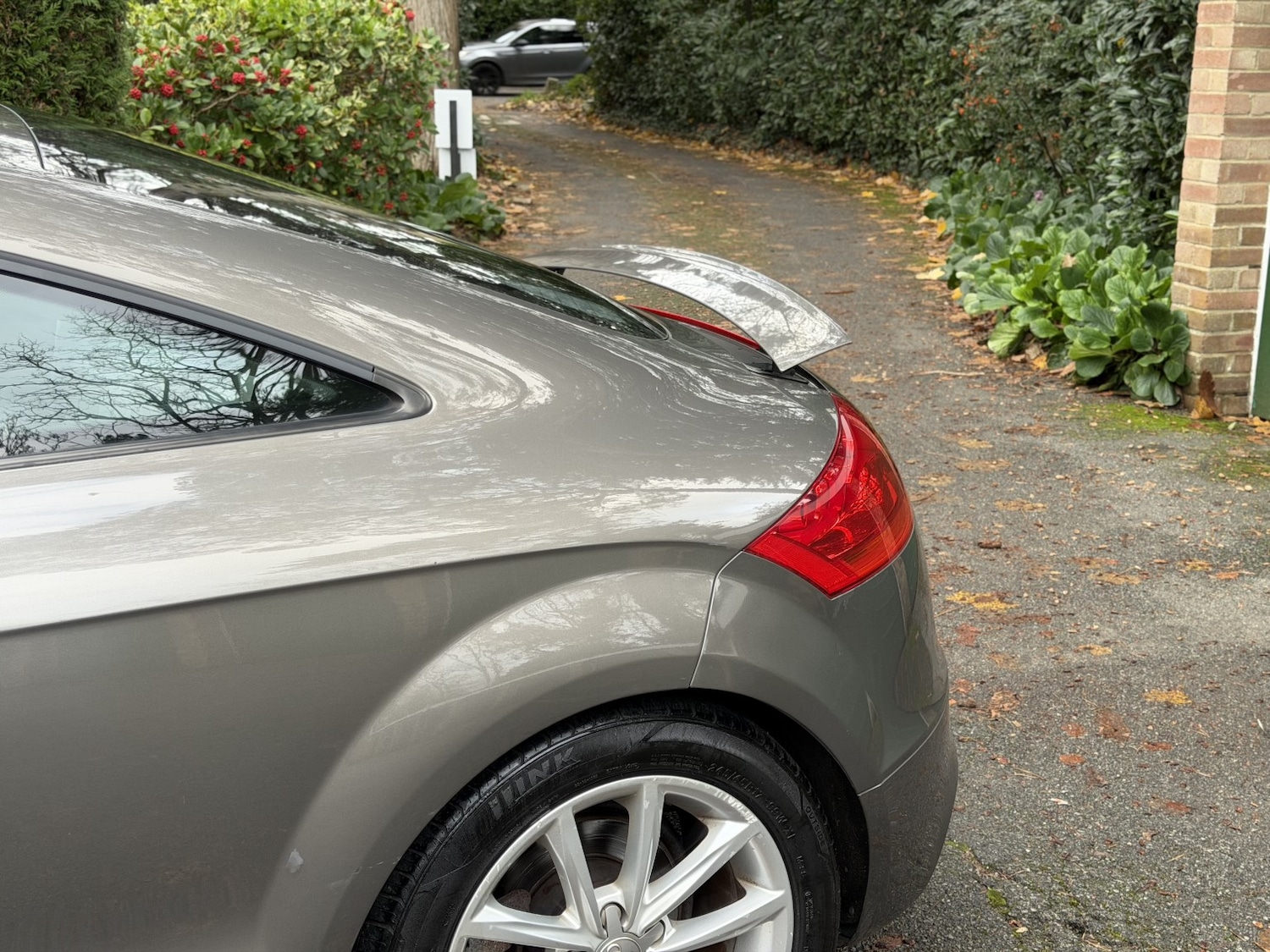 Used Audi TT 2010 for sale - 76941791: Photo 7