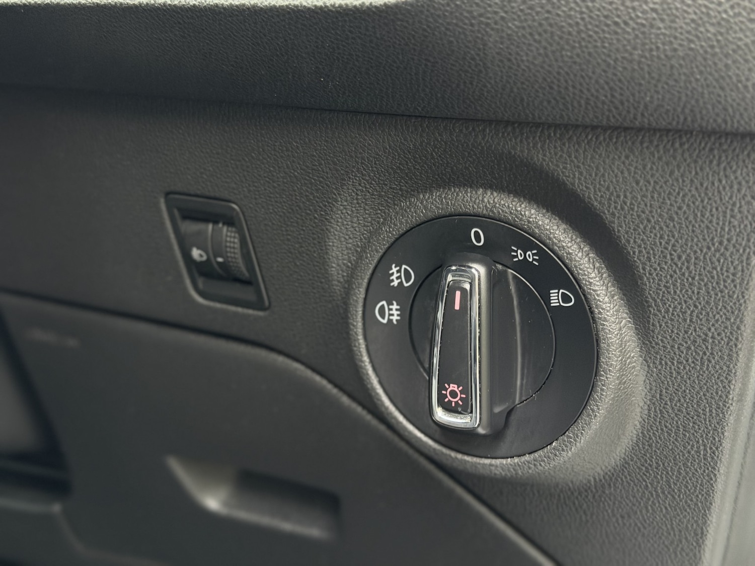 Used SEAT Leon 2014 for sale - 77616365: Photo 25