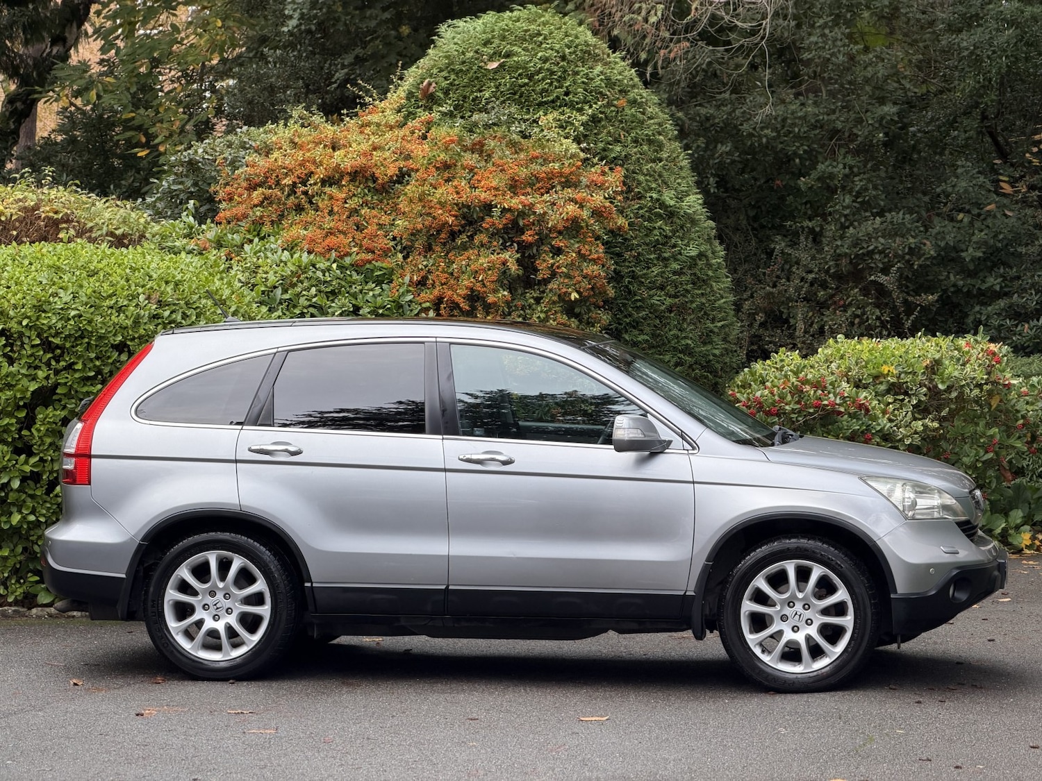 Used Honda CR-V 2007 for sale - 76527359: Photo 2