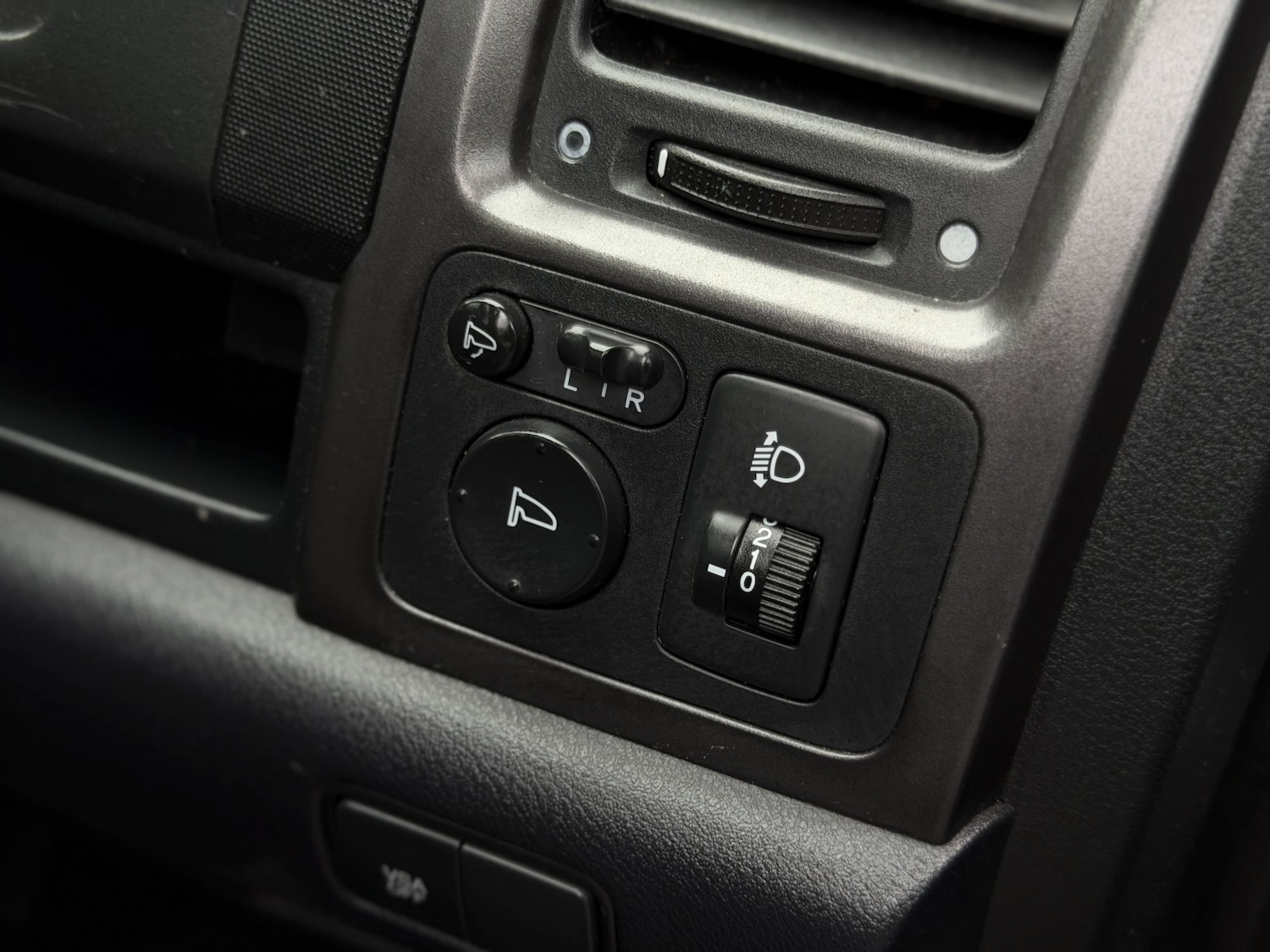 Used Honda CR-V 2007 for sale - 76527359: Photo 28