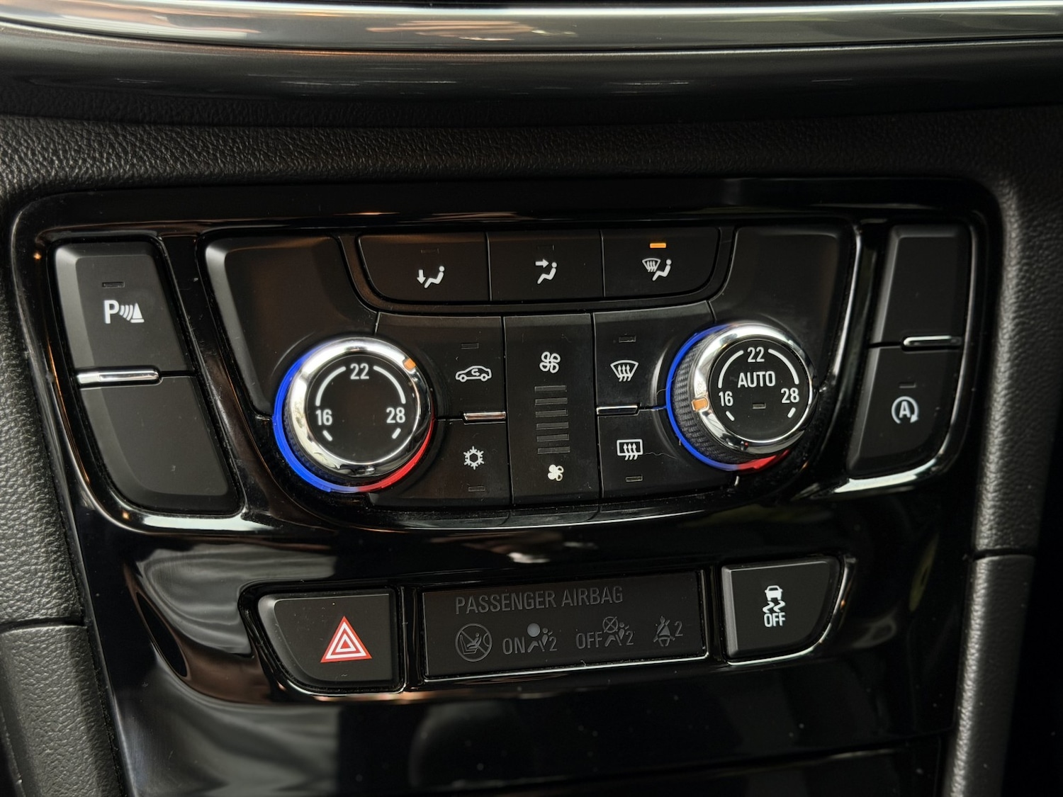 Used Vauxhall Mokka X 2016 for sale - 76504675: Photo 27