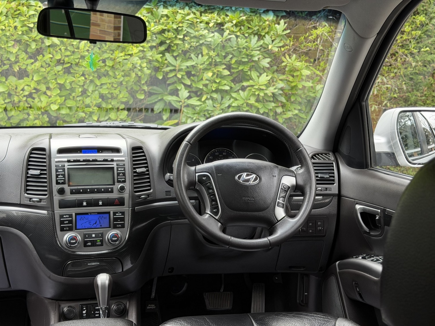 Used Hyundai Santa Fe 2010 for sale - 77921396: Photo 13