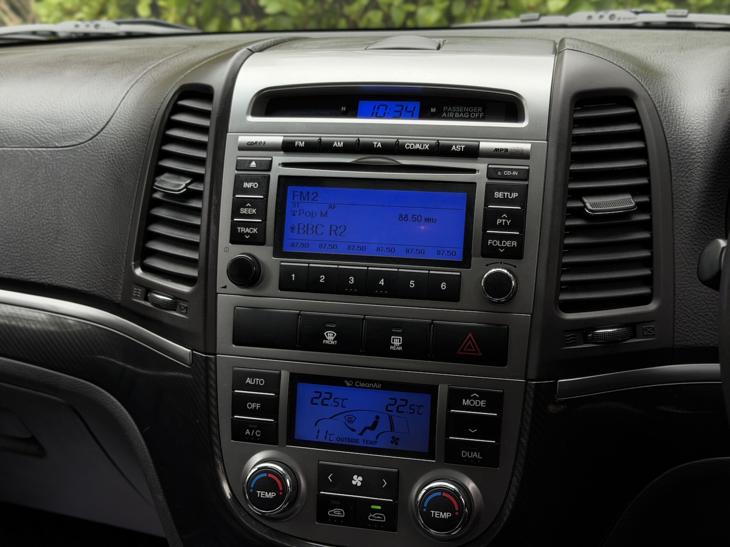 Used Hyundai Santa Fe 2010 for sale - 77921396: Photo 16