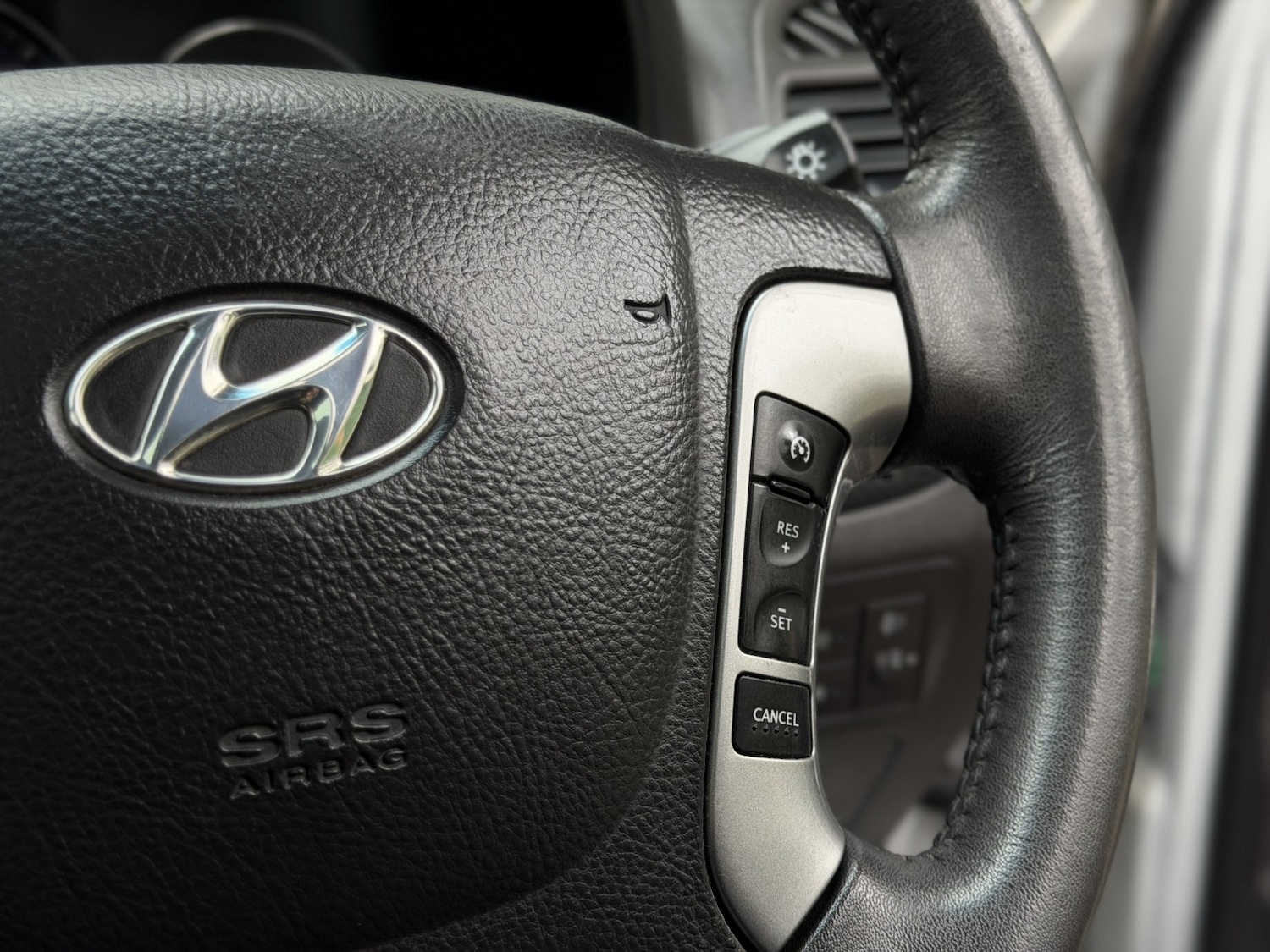 Used Hyundai Santa Fe 2010 for sale - 77921396: Photo 22